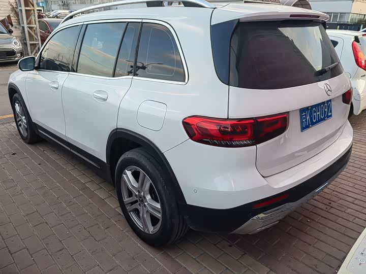 Фото 5 - Mercedes-Benz GLB-Class