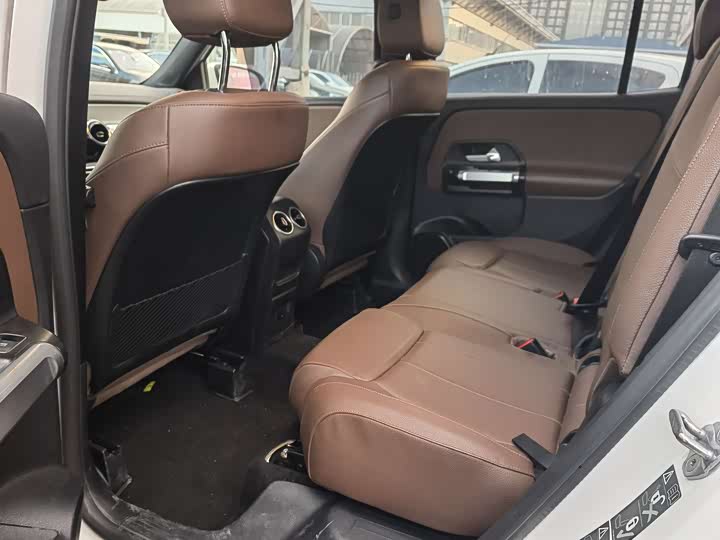 Фото 7 - Mercedes-Benz GLB-Class