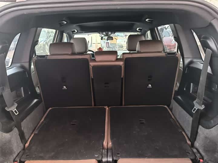 Фото 8 - Mercedes-Benz GLB-Class