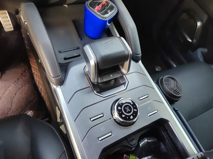 Фото 7 - Jetour T2