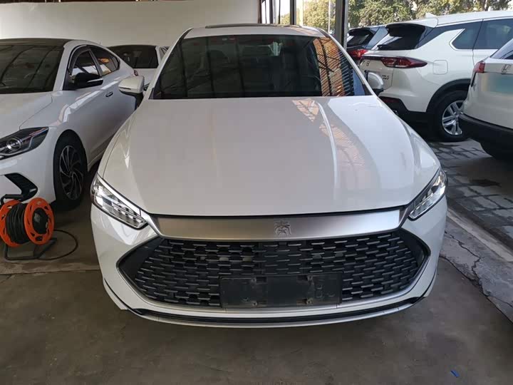 Фото 3 - BYD Qin Plus