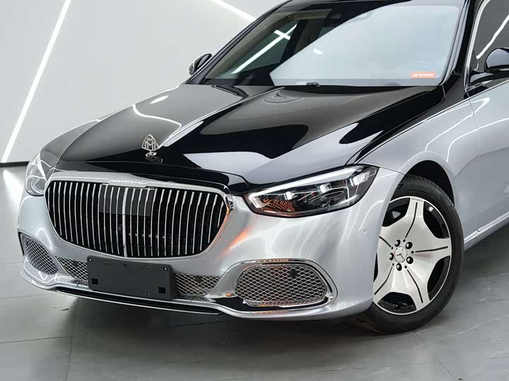 Фото 5 - Mercedes-Benz Maybach S-Class