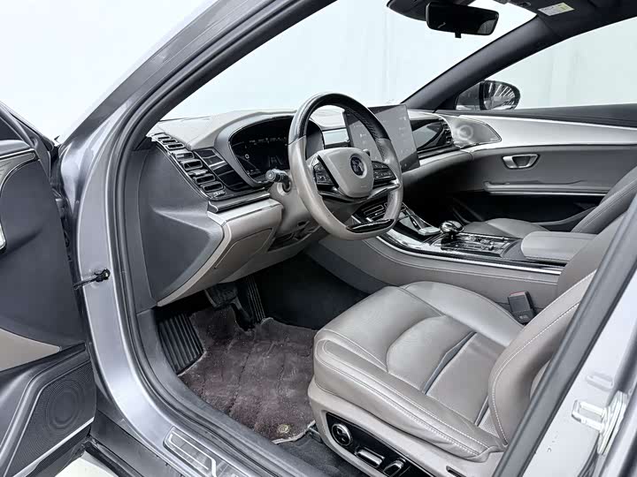 Фото 4 - BYD Han