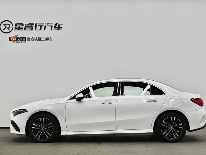 Фото 5 - Mercedes-Benz A-Class