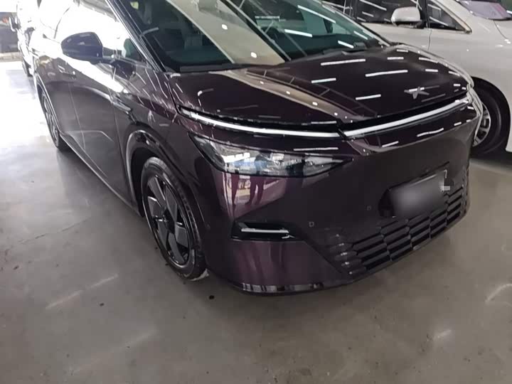 Фото 4 - XPeng X9