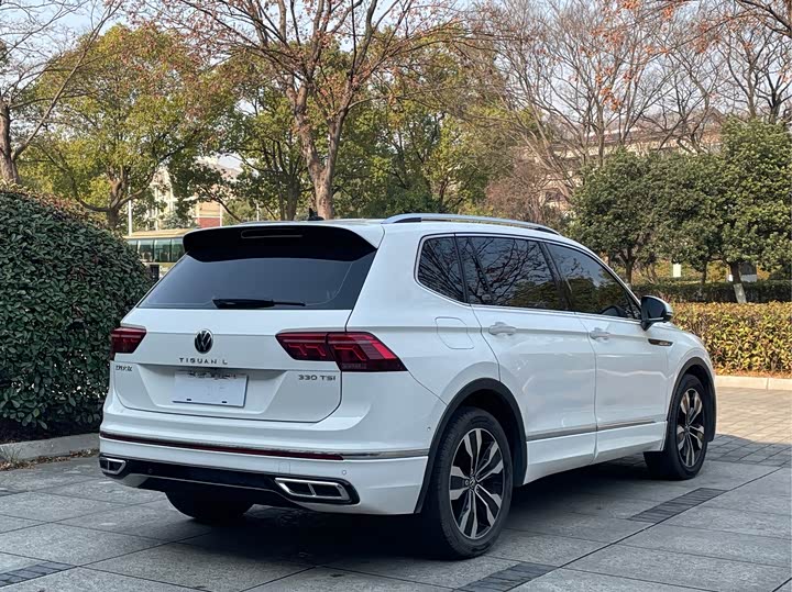 Фото 9 - Volkswagen Tiguan L Pro