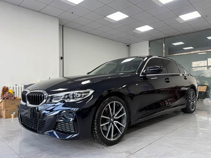 Фото 1 - BMW 3 Series