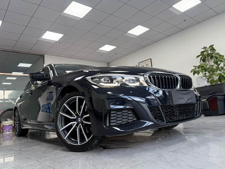 Фото 3 - BMW 3 Series