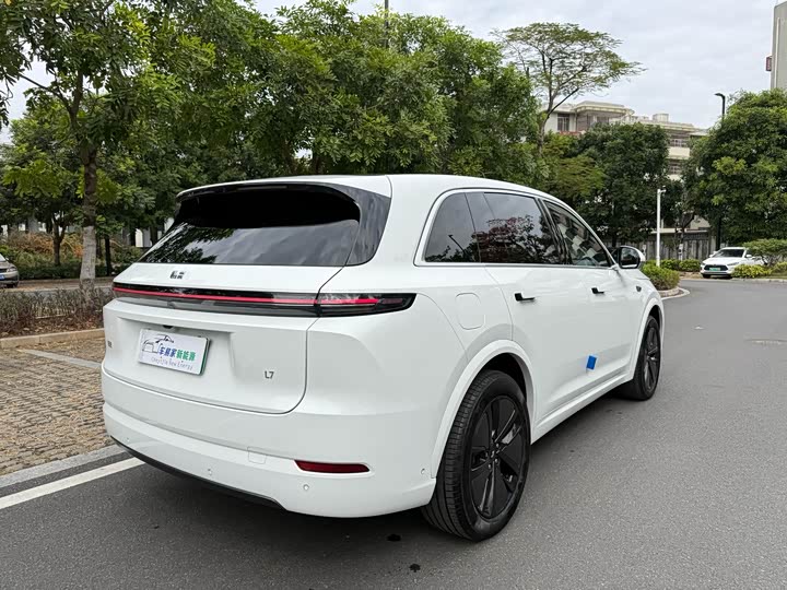 Фото 6 - LiXiang L7