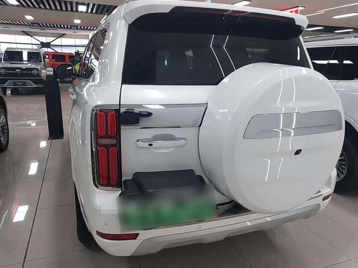 Фото 6 - Tank 500 Hybrid