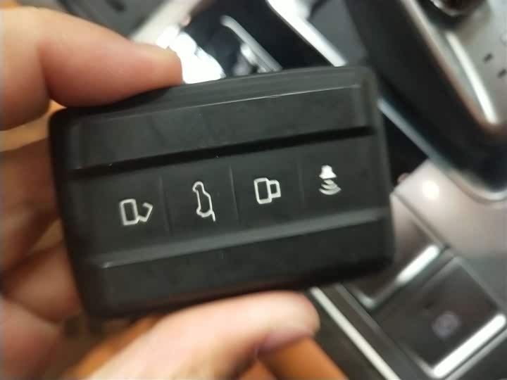 Фото 9 - Tank 500 Hybrid