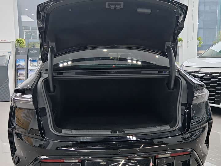 Фото 8 - BYD Seal