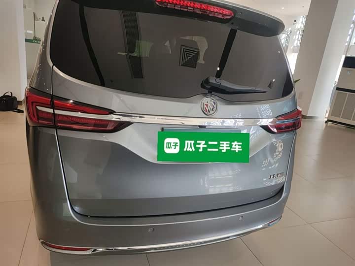 Фото 6 - Buick GL8 ES