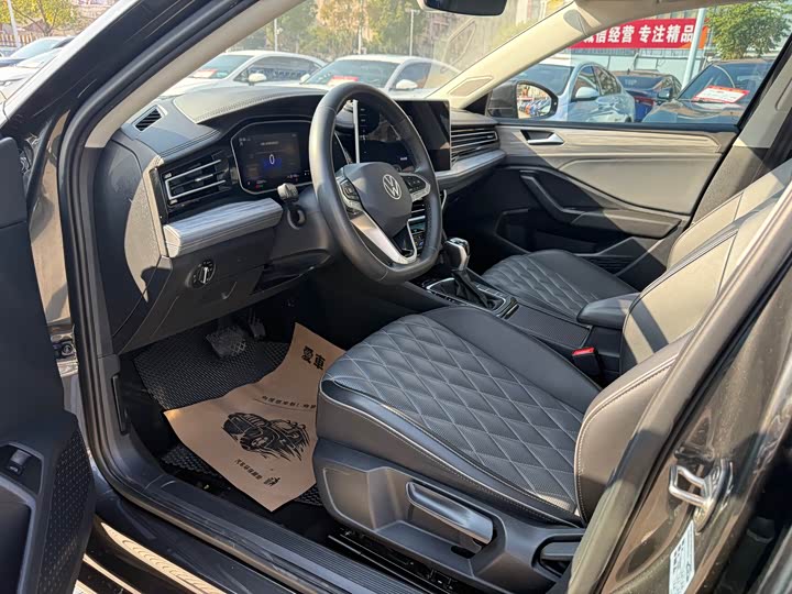 Фото 9 - Volkswagen Sagitar L