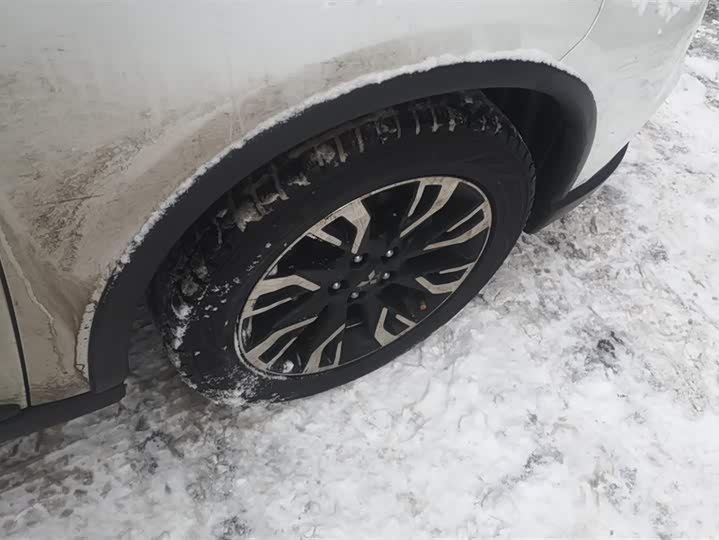 Фото 6 - Mitsubishi Outlander