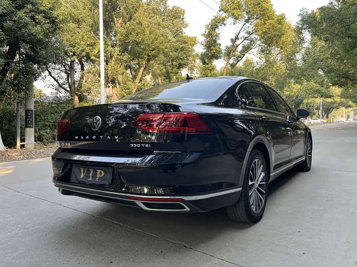 Фото 6 - Volkswagen Magotan