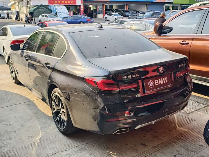 Фото 2 - BMW 5 Series