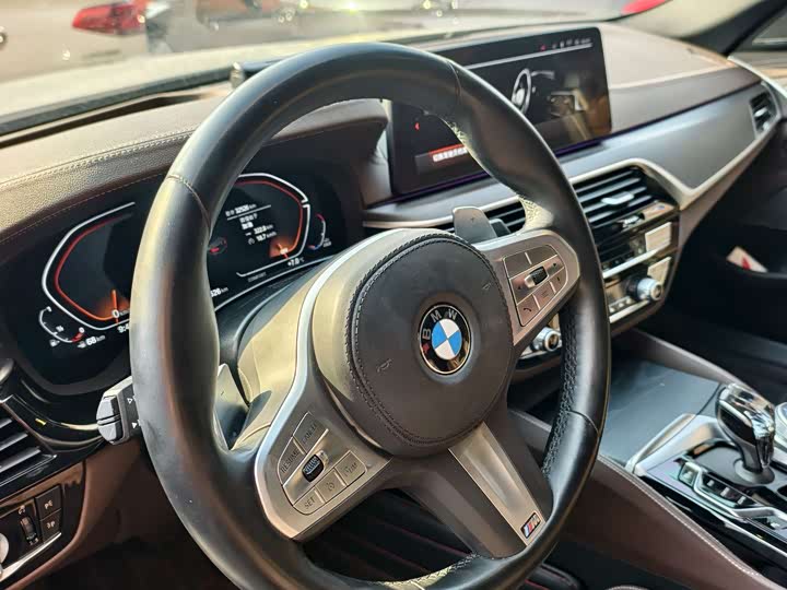 Фото 7 - BMW 5 Series