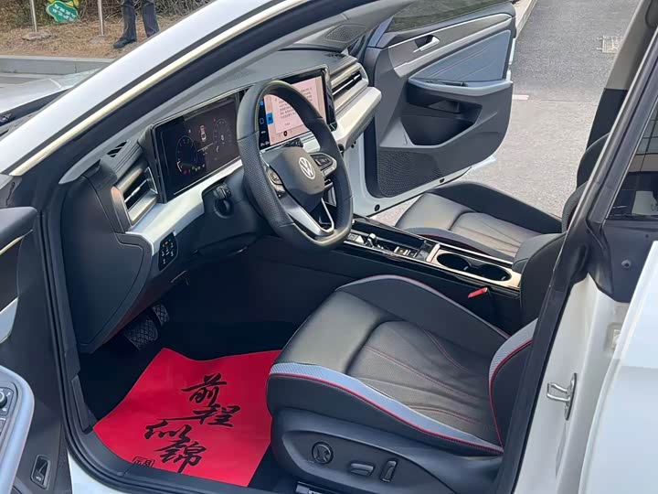 Фото 4 - Volkswagen Lamando L