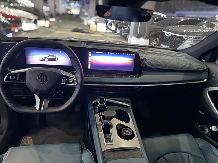 Фото 6 - MG Motor 7