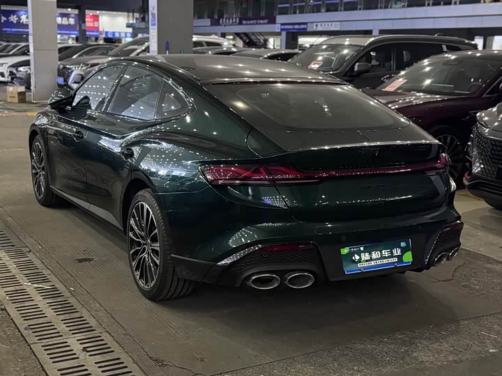 Фото 7 - MG Motor 7