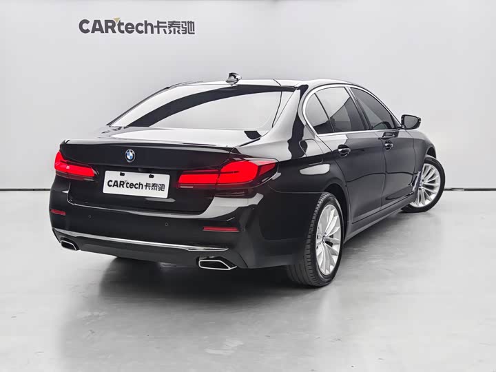 Фото 4 - BMW 5 Series