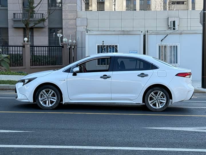 Фото 4 - Toyota Levin