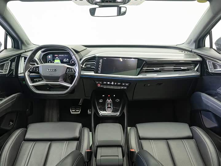 Фото 6 - Audi Q4 e-tron