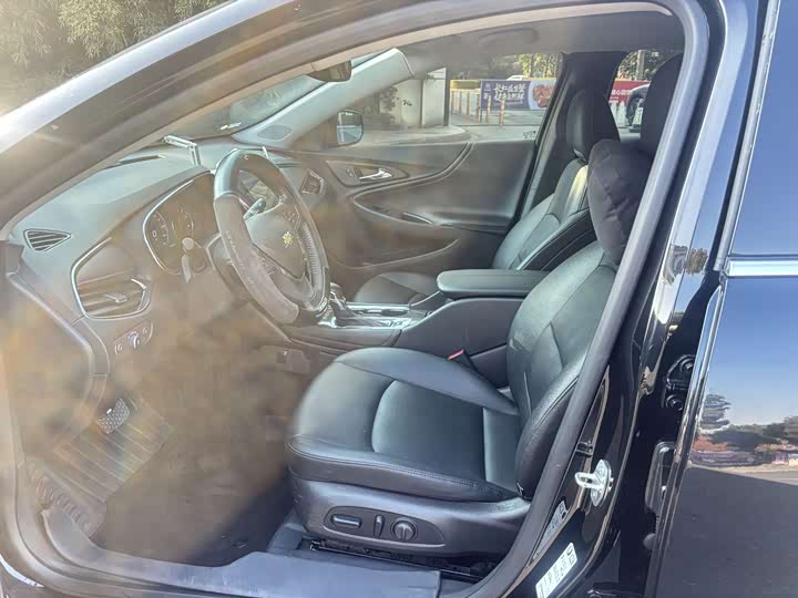 Фото 6 - Chevrolet Malibu XL