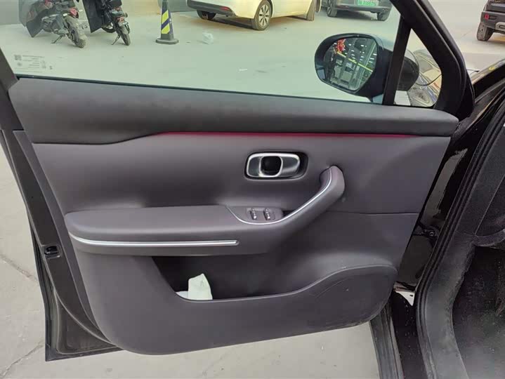 Фото 7 - Leapmotor C10