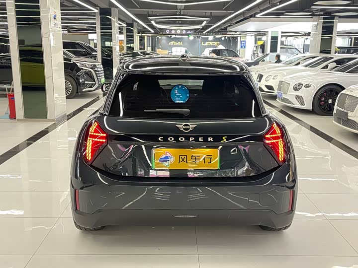 Фото 5 - Mini Cooper