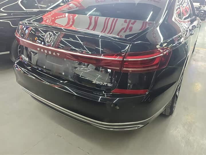 Фото 3 - Volkswagen Passat