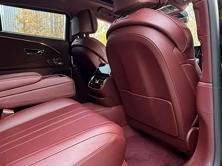 Фото 8 - Bentley Flying Spur