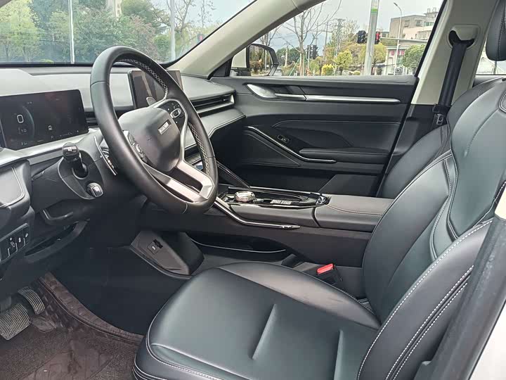 Фото 8 - Haval H6