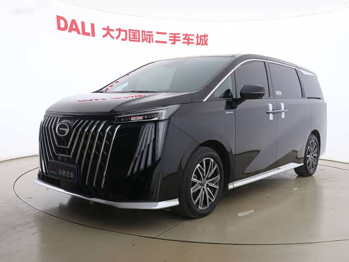 Фото 1 - GAC Trumpchi M8