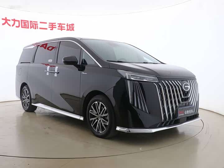 Фото 3 - GAC Trumpchi M8