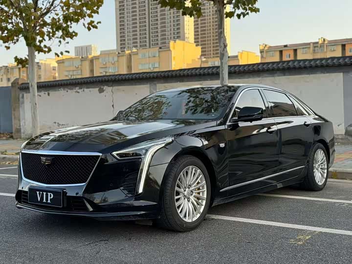 Фото 1 - Cadillac CT6