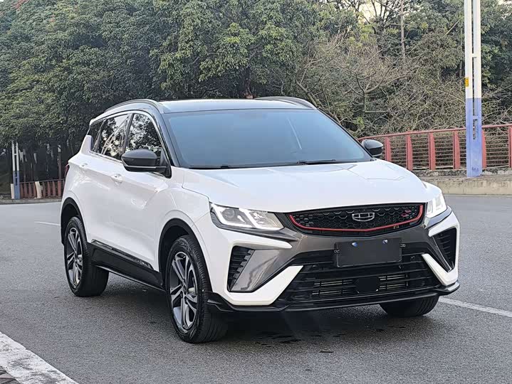 Фото 3 - Geely Coolray