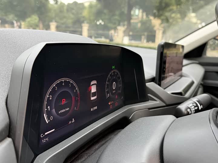 Фото 9 - Honda Inspire