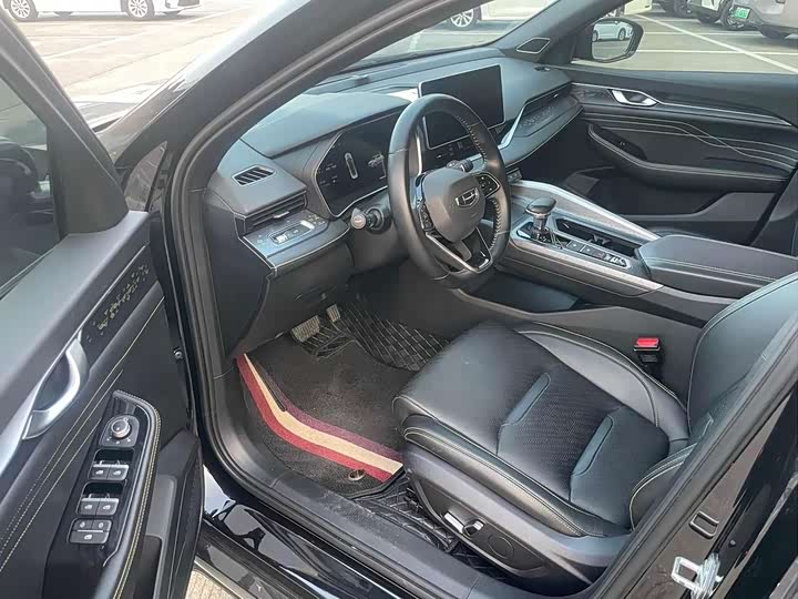 Фото 6 - Geely Preface