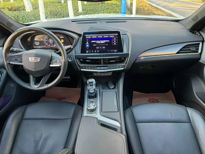 Фото 8 - Cadillac CT5