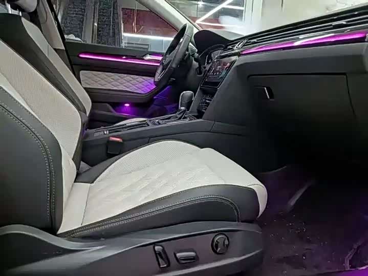 Фото 6 - Volkswagen Magotan