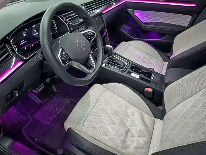 Фото 7 - Volkswagen Magotan