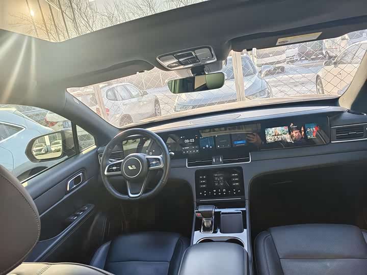 Фото 4 - LiXiang One