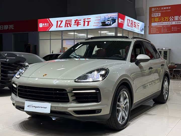 Фото 1 - Porsche Cayenne