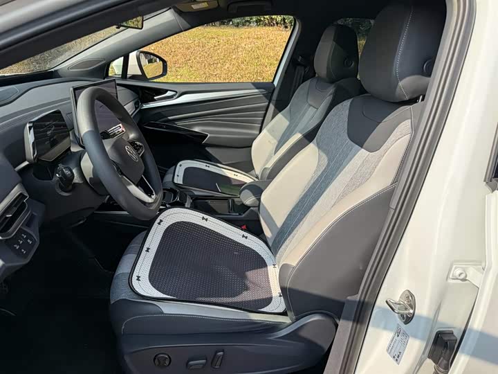 Фото 8 - Volkswagen ID.4 Crozz