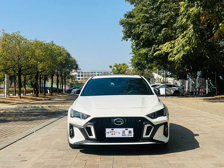 Фото 2 - GAC Trumpchi Empow R