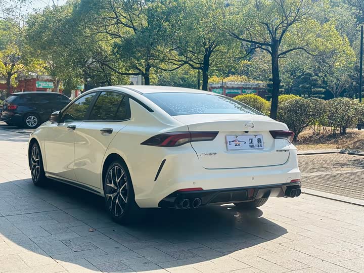 Фото 9 - GAC Trumpchi Empow R