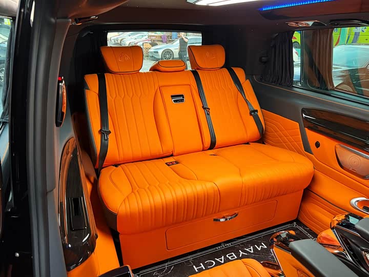 Фото 9 - Mercedes-Benz Vito