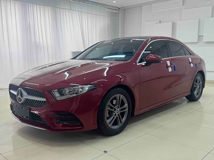 Фото 1 - Mercedes-Benz A-Class